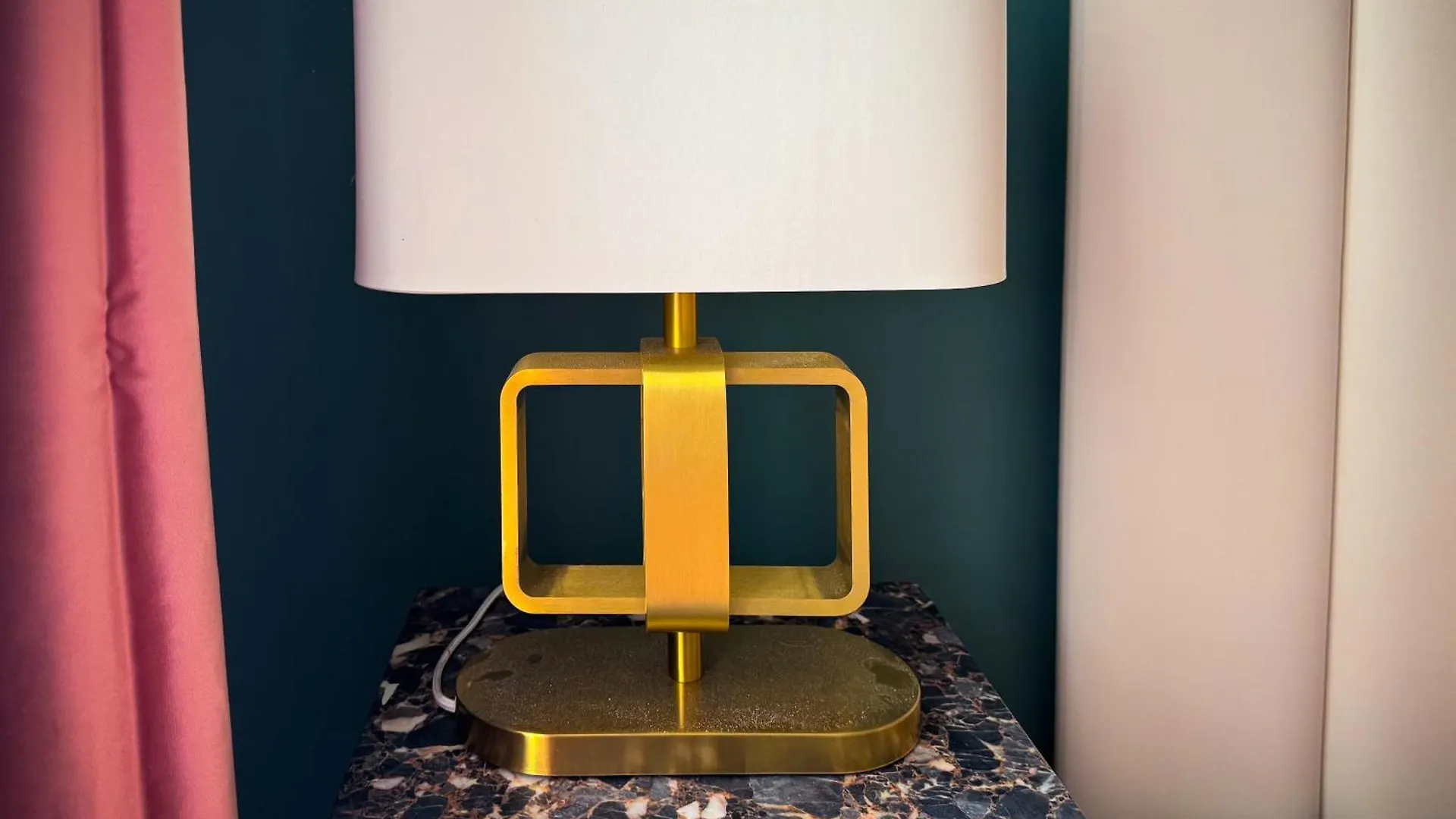 Penbed-2Br- Lovely Parisian Apt Near Bastille פריז