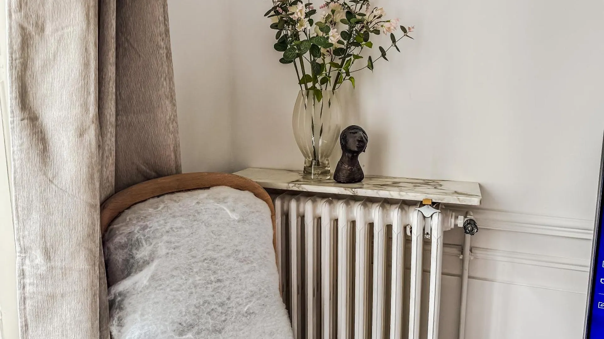 Penbed-2Br- Lovely Parisian Apt Near Bastille 0*, פריז